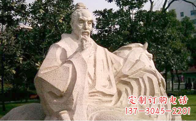 大连中国文学名人雕塑——班固石雕像