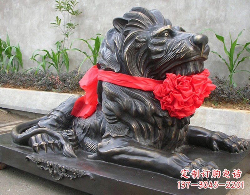 大连宾馆门口的铜狮子