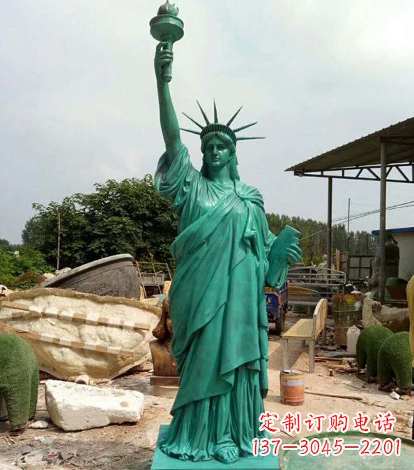 大连玻璃钢仿青铜自由女神像的雕塑