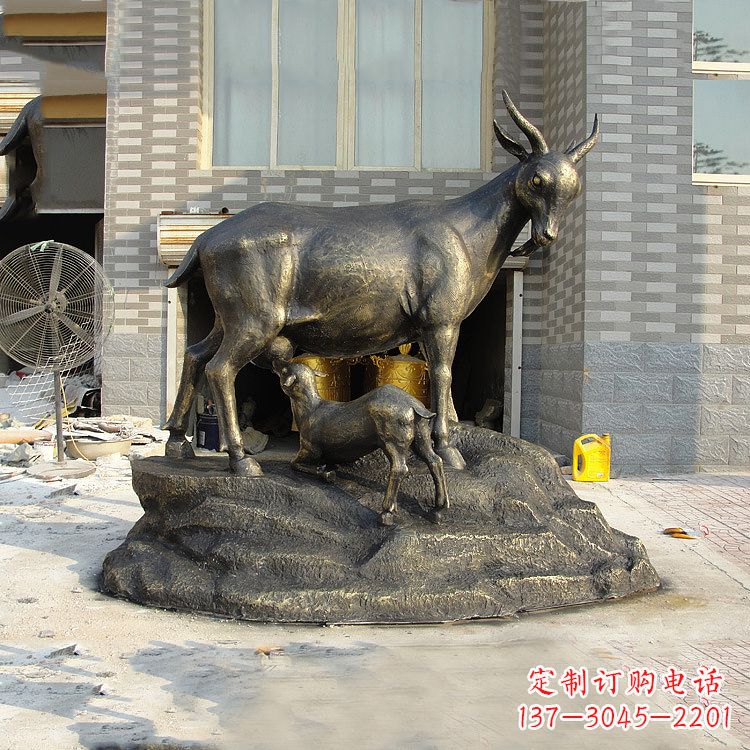 大连玻璃钢仿铜动物雕塑