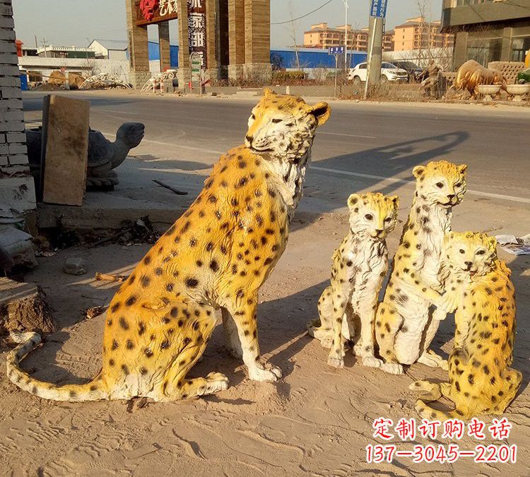 大连玻璃钢仿真豹子雕塑