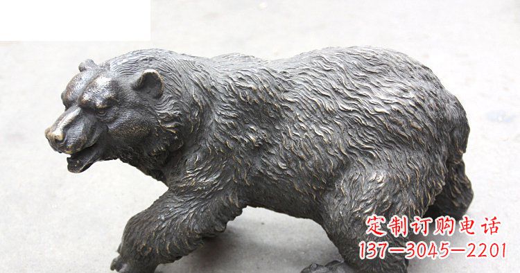 大连以玻璃钢制作的北极熊雕塑