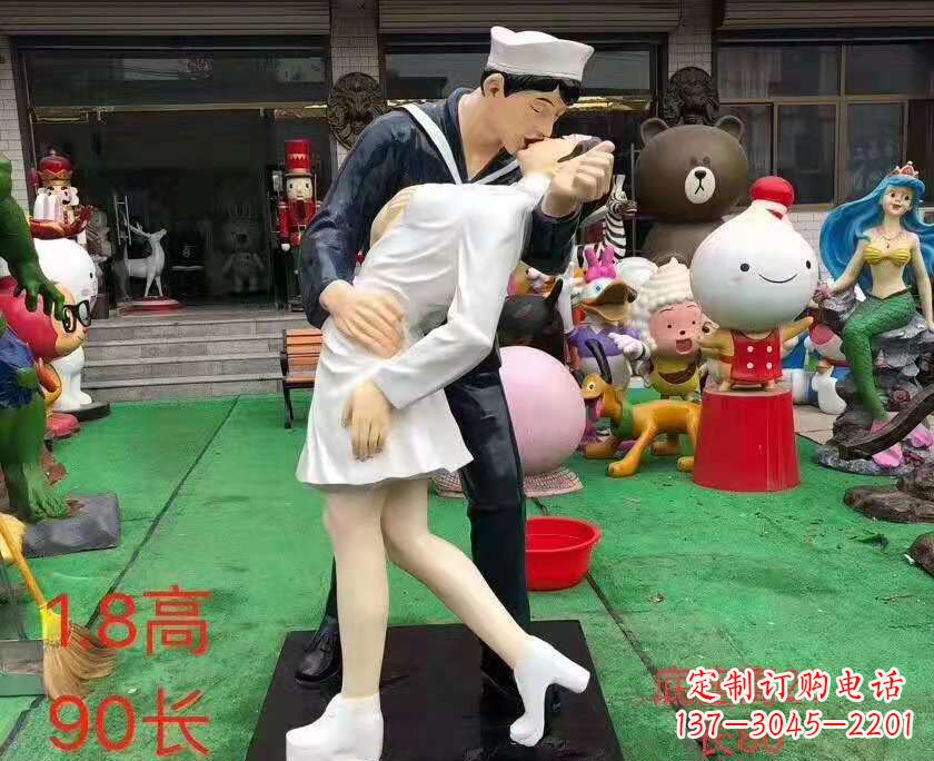 大连玻璃钢仿真亲吻情侣雕塑婚庆景观雕塑