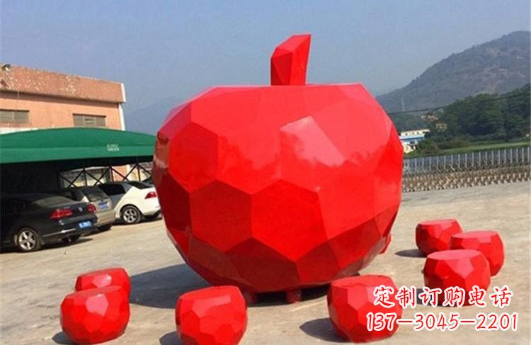 大连玻璃钢公园彩绘几何苹果雕塑