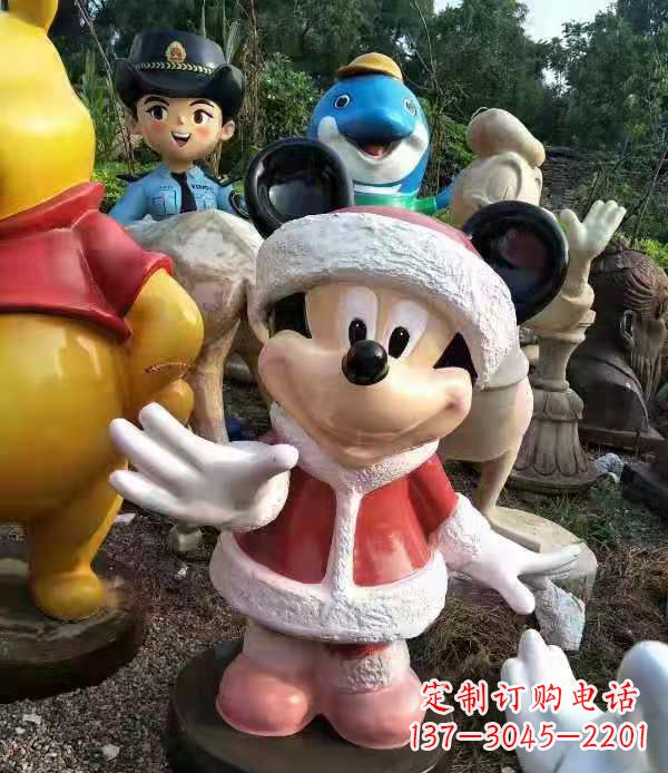 大连玻璃钢制米老鼠雕塑