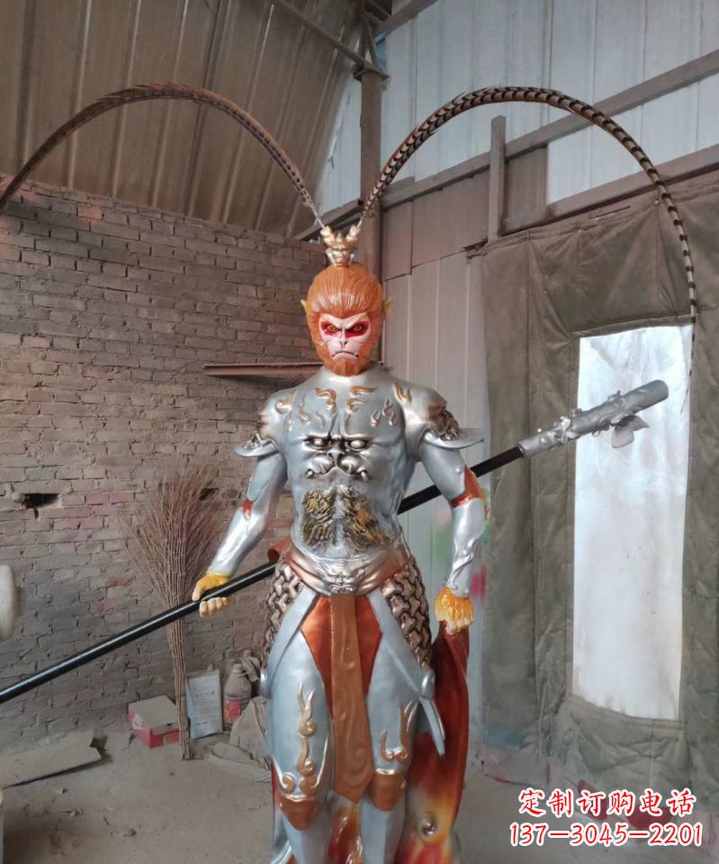 大连玻璃钢孙悟空传承古老神话的雕塑