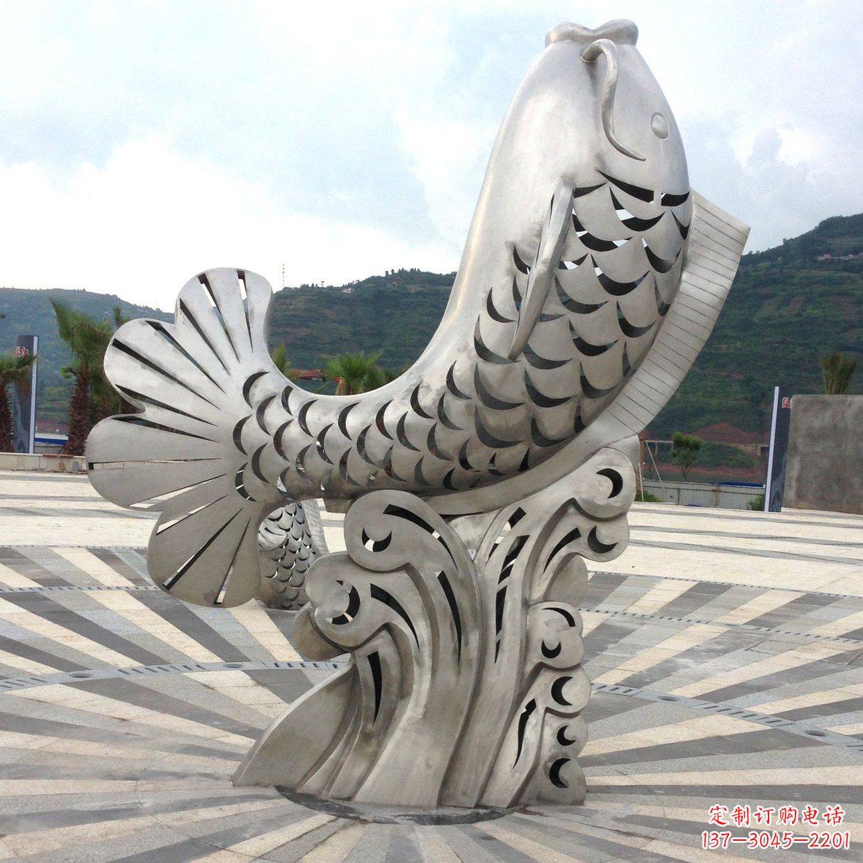 大连不锈钢“鱼”园林水景喷泉动物景观雕塑