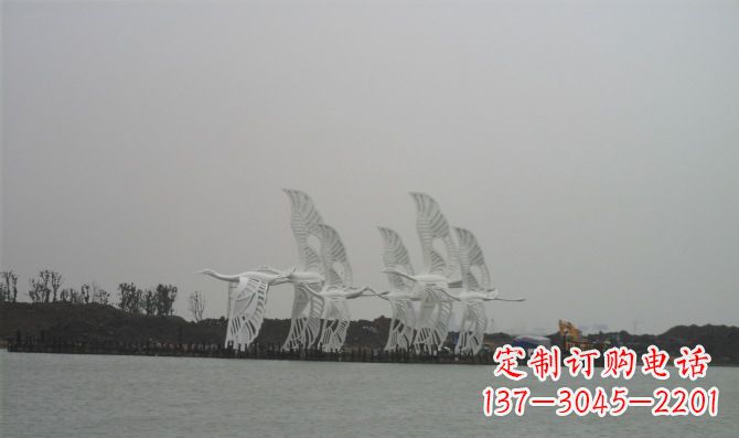 大连不锈钢白鹭动物雕塑美丽的艺术作品