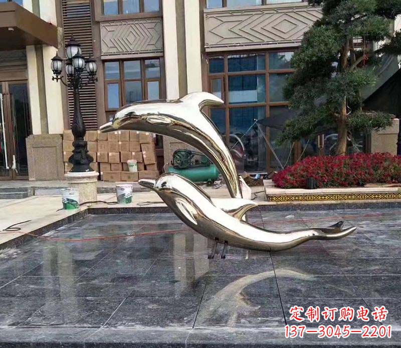 大连不锈钢海豚雕塑——美丽的艺术礼物