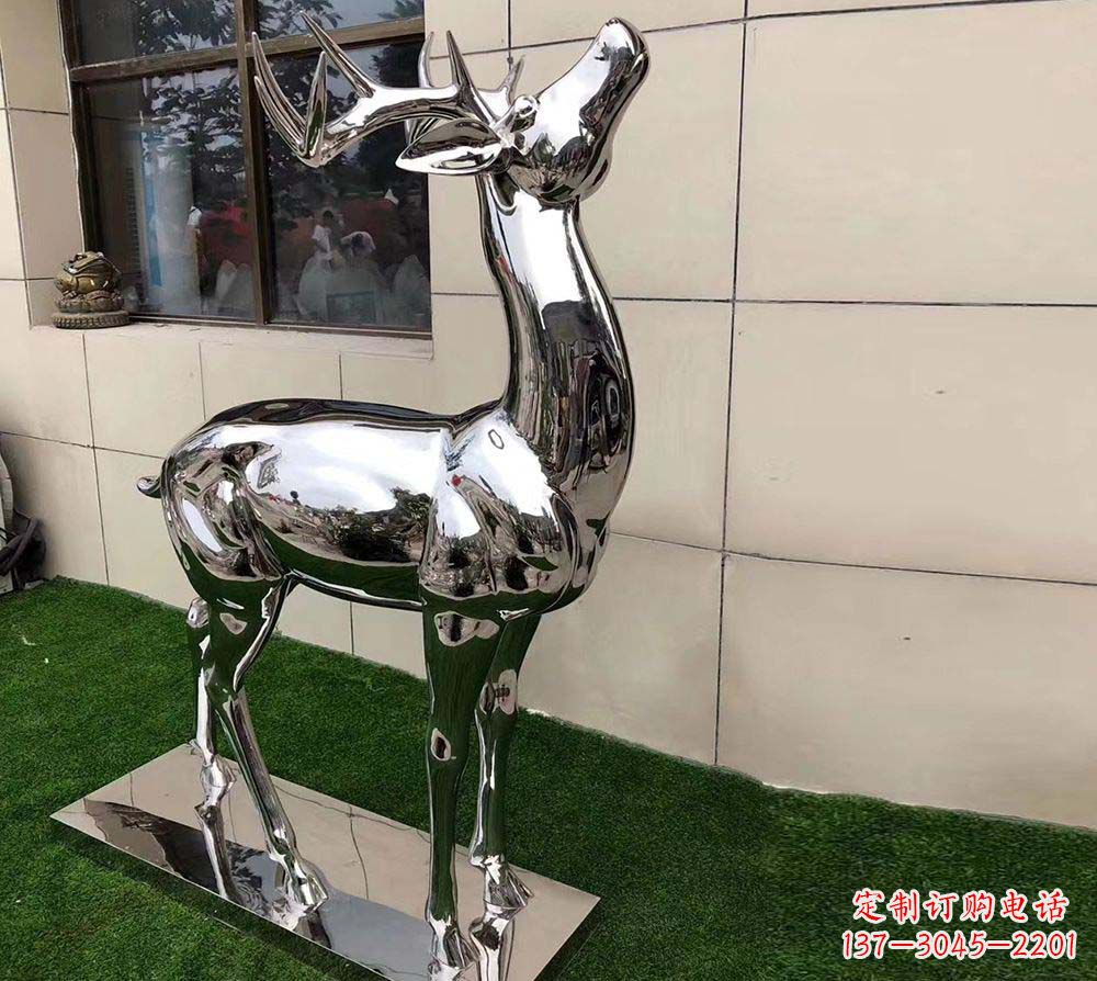 大连不锈钢别墅镜面小鹿雕塑