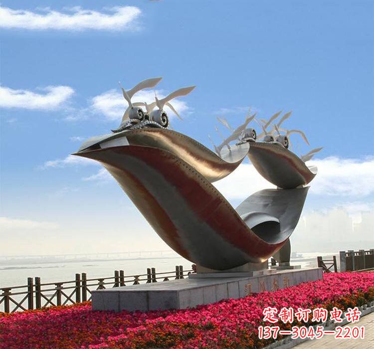 大连海鸥雕塑——点缀不锈钢城市