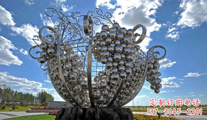 大连不锈钢城市大型葡萄雕塑