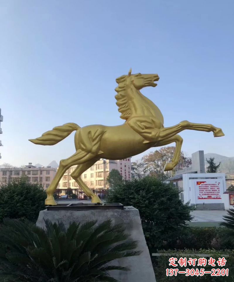 大连不锈钢城市广场飞马雕塑