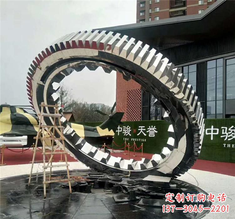 大连不锈钢齿轮抽象雕塑
