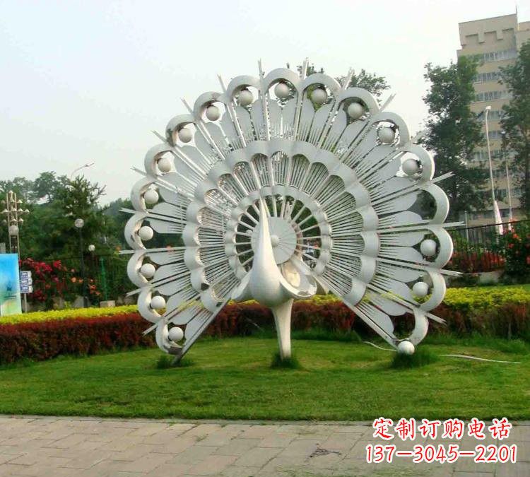大连不锈钢孔雀雕塑