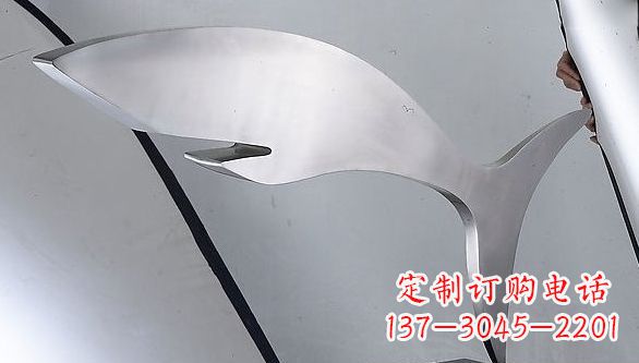 大连不锈钢抽象鲨鱼动物雕塑