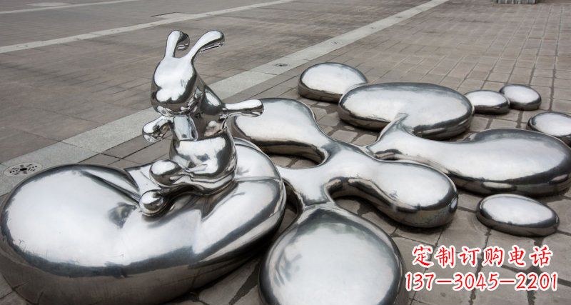 大连不锈钢兔子雕塑——精美的水滴广场装饰