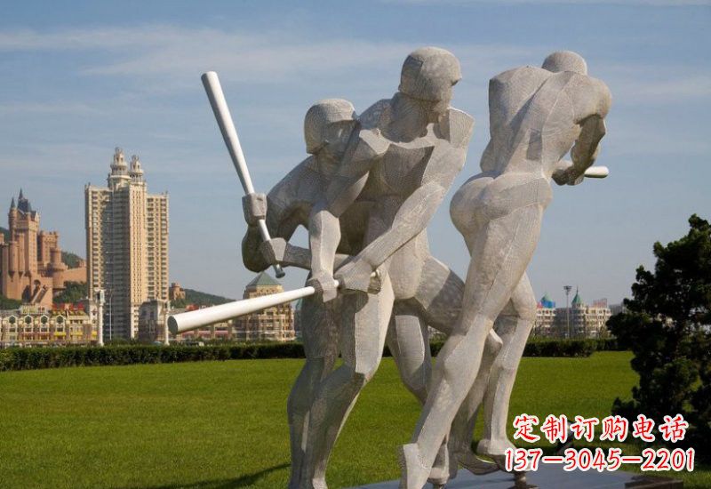大连棒球雕塑象征着美好回忆