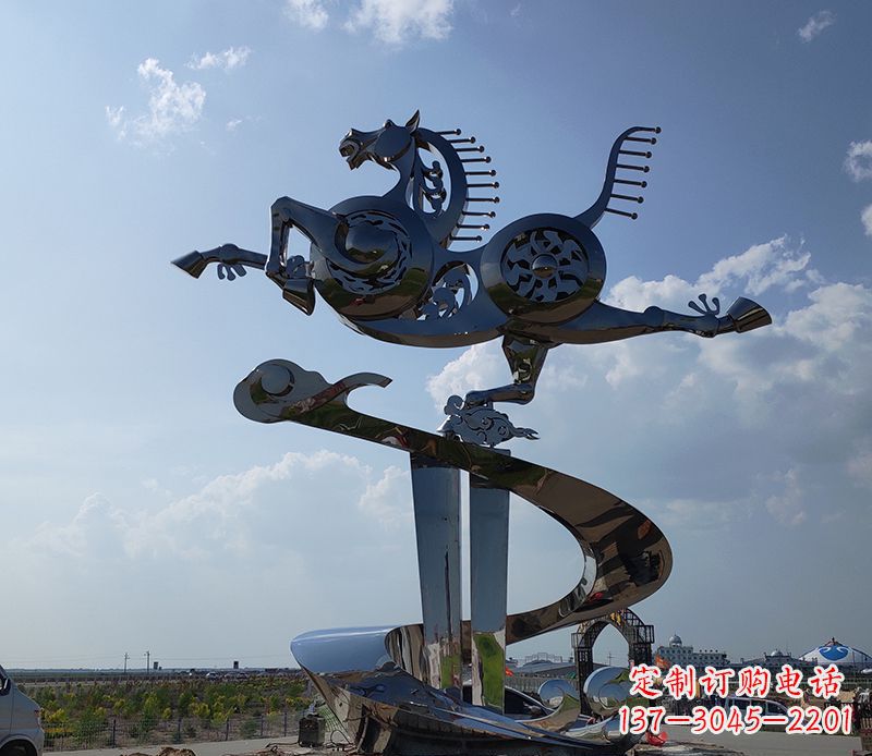 大连不锈钢大型马踏飞燕景观雕塑集艺术与自然于一体