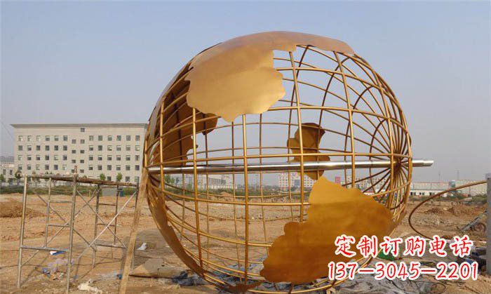 大连美丽的地球雕塑