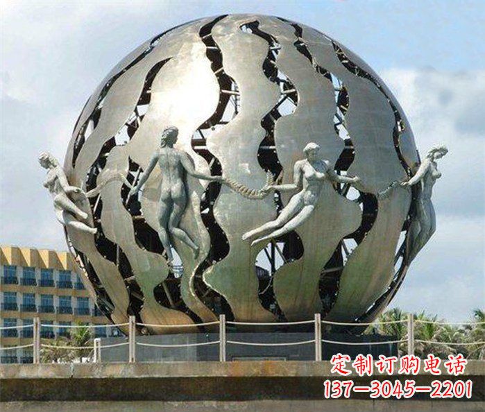 大连不锈钢地球雕塑一座精致而又充满着力量的艺术作品