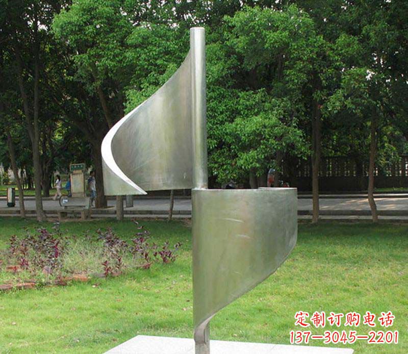 大连精美不锈钢风车雕塑