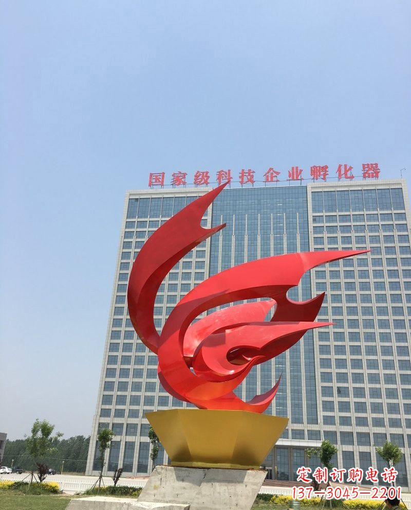 大连不锈钢凤凰雕塑一种具有传统文化内涵的艺术品