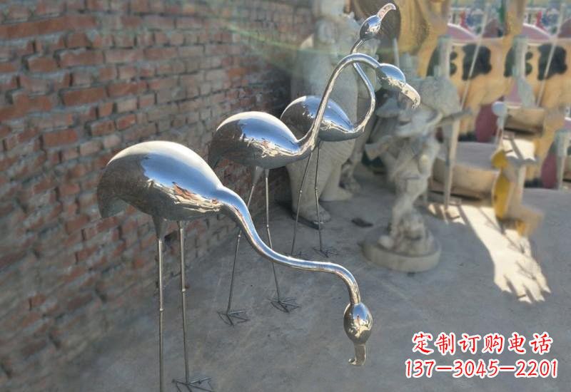 大连不锈钢火烈鸟雕塑灿烂耀眼的艺术之作