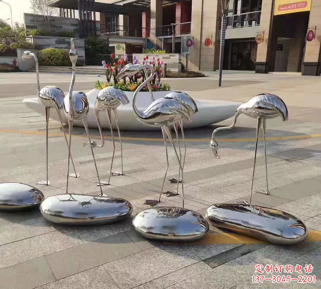 大连鹅卵石雕塑不锈钢公园的美丽礼物