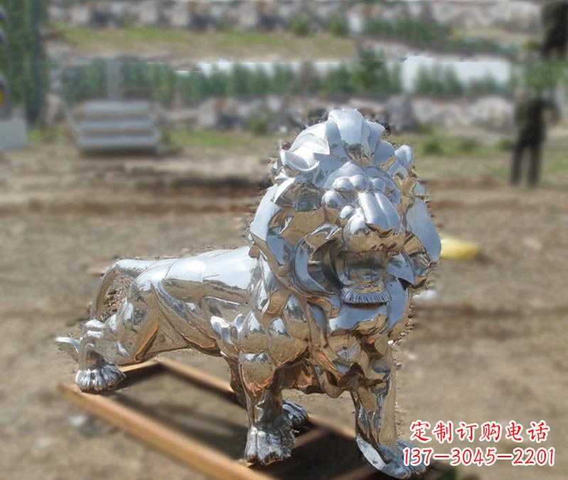 大连不锈钢雕刻的狮子