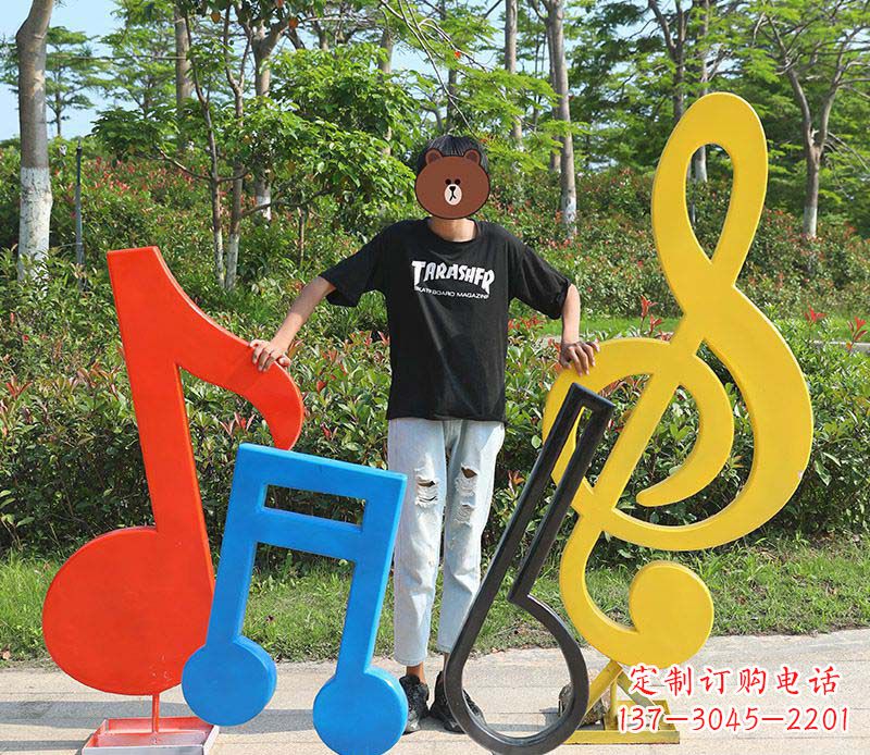 大连不锈钢公园音符雕塑——精美绝伦