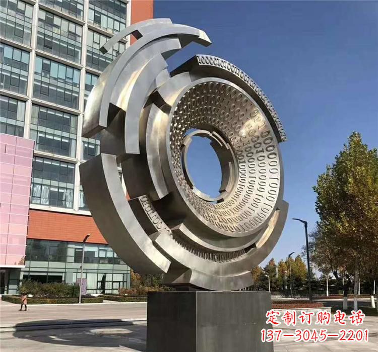 大连不锈钢齿轮雕塑流动的美丽