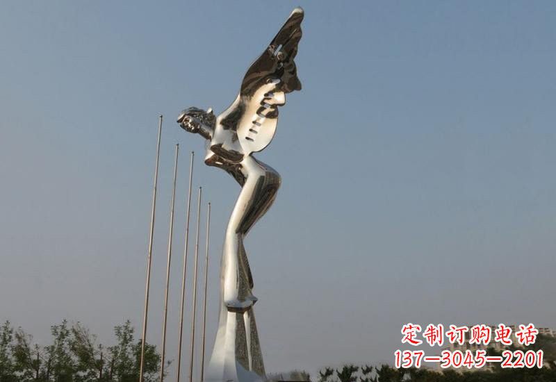 大连不锈钢天使雕塑精美而优雅