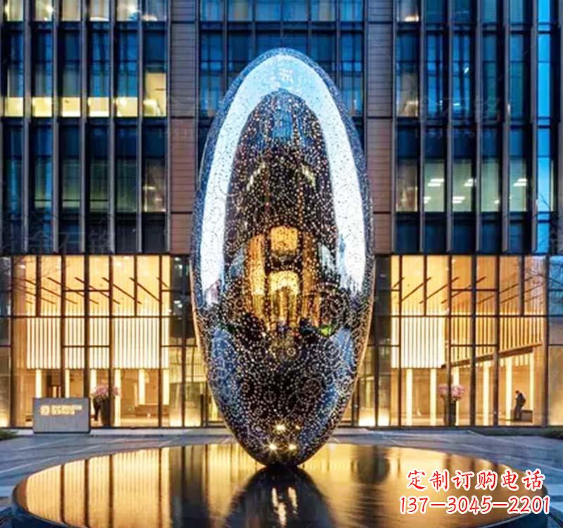 大连不锈钢圆环雕塑抽象艺术的完美诠释