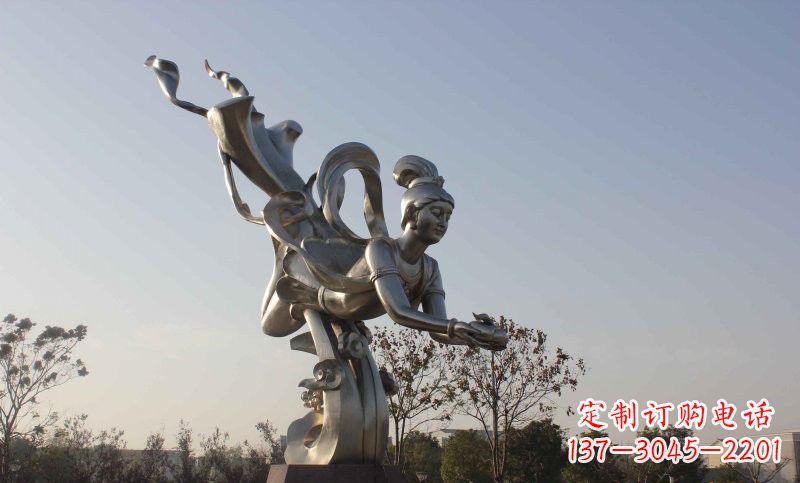 大连不锈钢蟠桃仙女雕塑美丽的传说