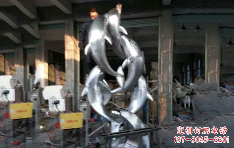大连不锈钢海豚雕塑漂亮的海洋艺术品