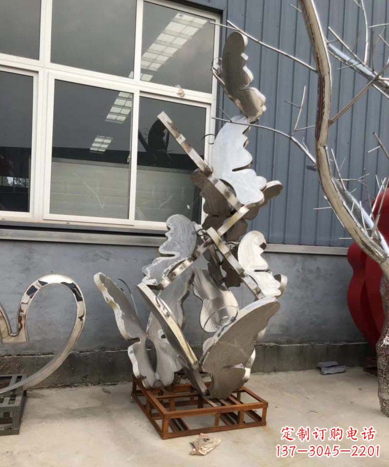 大连蝴蝶之舞不锈钢雕塑精美绝伦