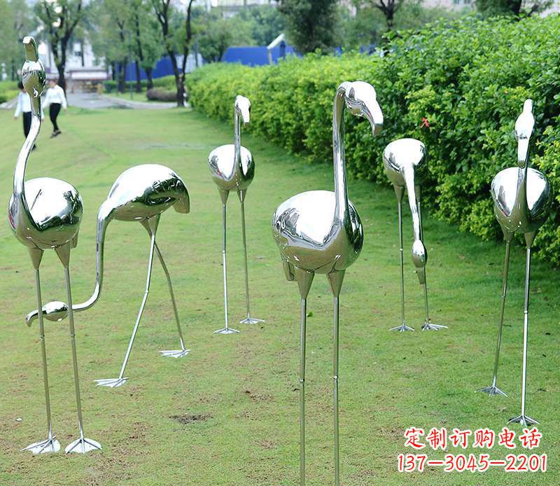 大连不锈钢火烈鸟雕塑美丽的艺术杰作