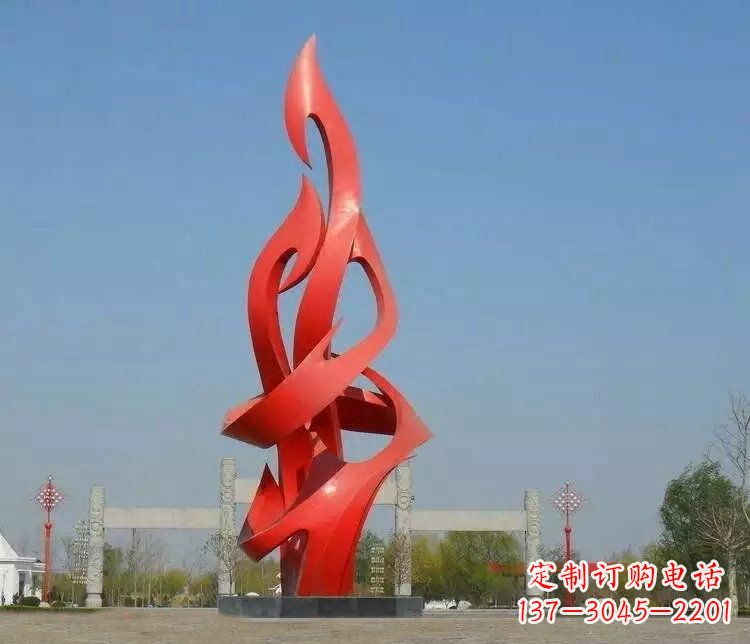 大连火苗雕塑点缀城市景观