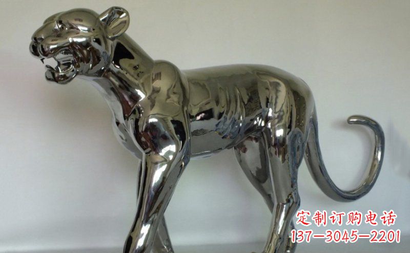 大连不锈钢金钱豹雕塑给人以高贵气质的艺术瑰宝