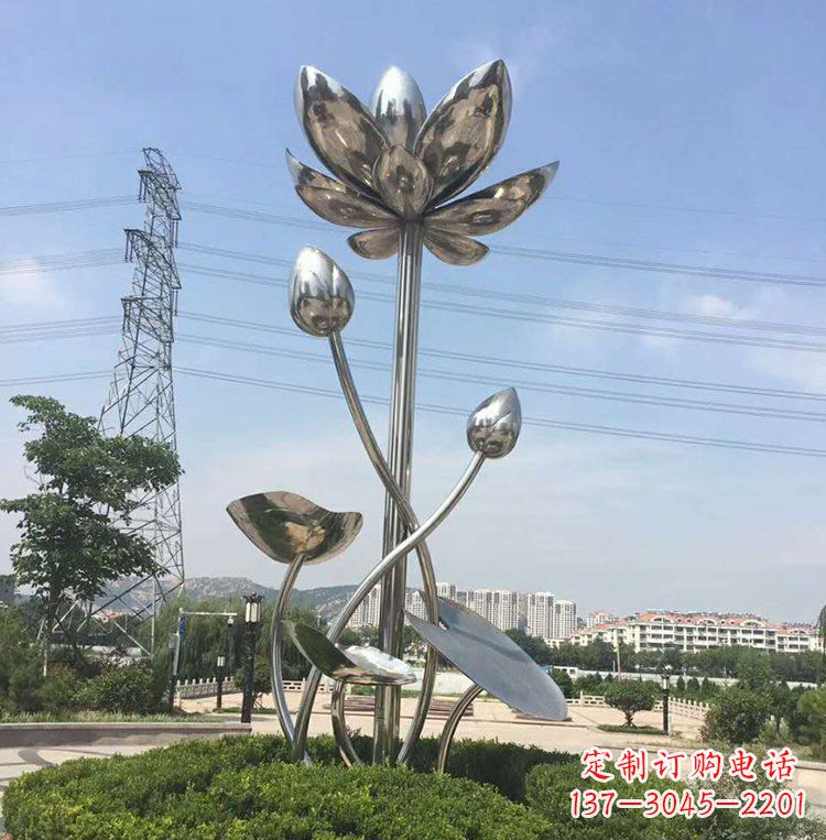 大连不锈钢莲花雕塑美丽的象征