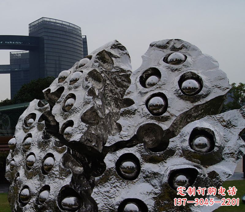 大连不锈钢莲蓬雕塑精美绝伦
