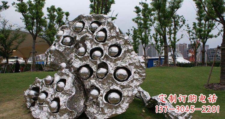 大连不锈钢莲蓬精美雕塑铸就华丽景观