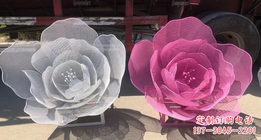 大连不锈钢荷花雕塑,给公园带来优雅美景