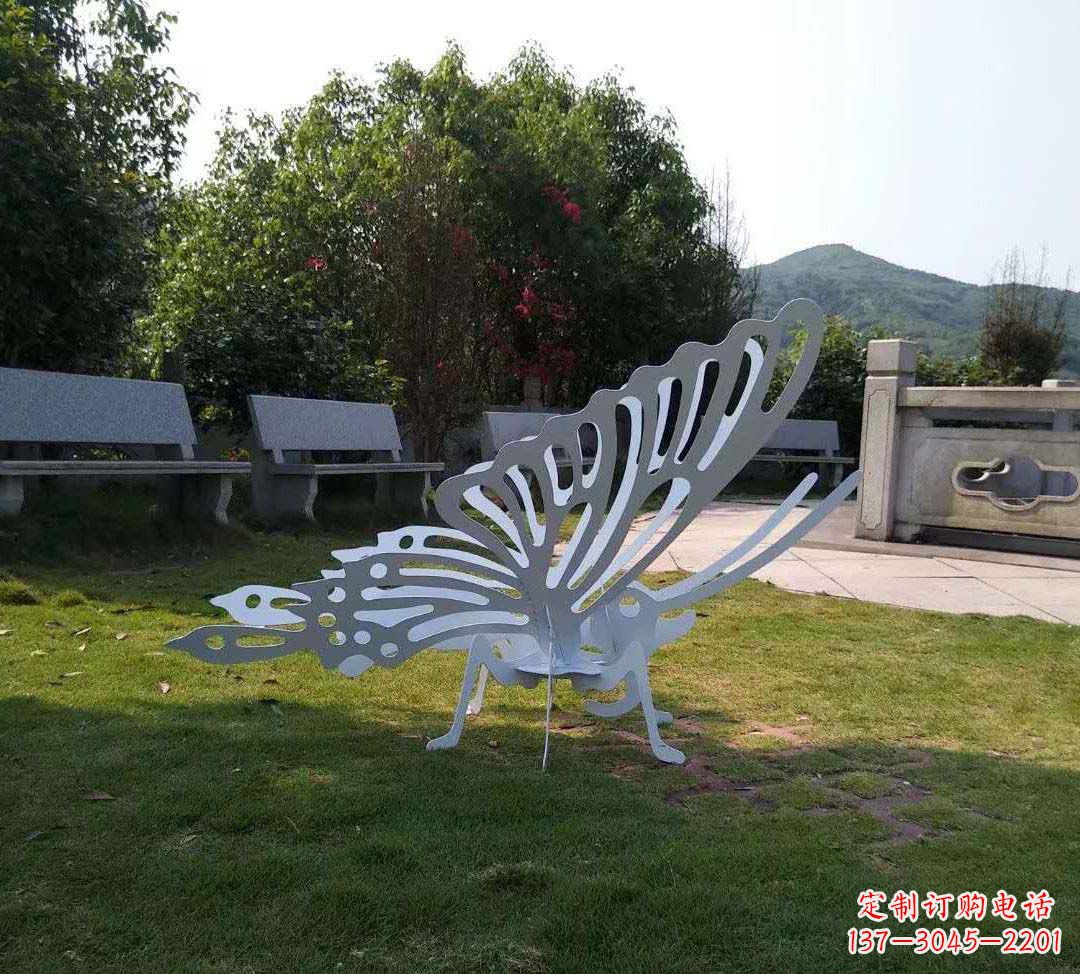 大连不锈钢镂空蝴蝶装饰雕塑精美雕塑点缀美好生活