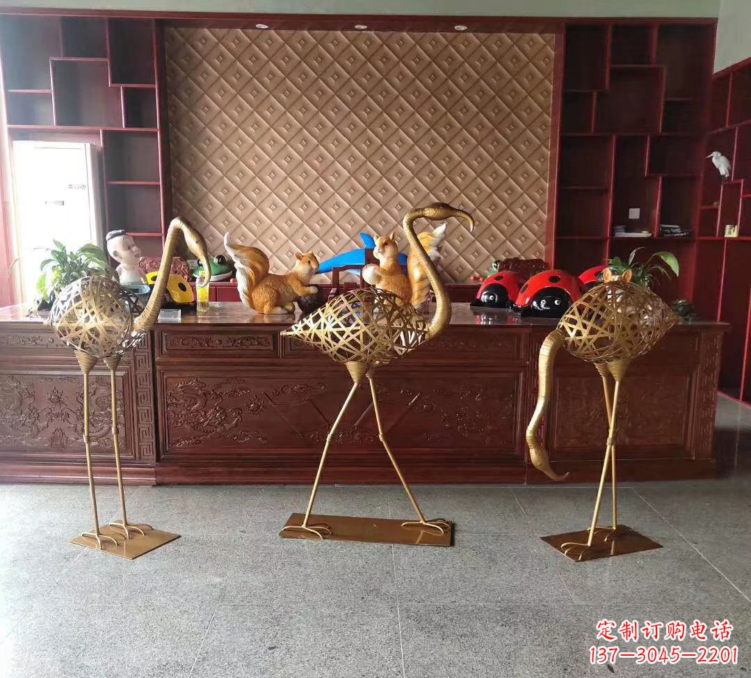 大连不锈钢火烈鸟雕塑——熠熠生辉