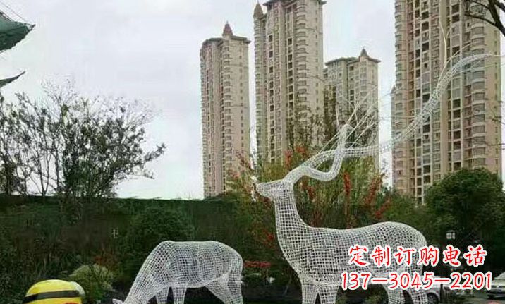 大连不锈钢镂空鹿雕塑精美纯粹的艺术之作