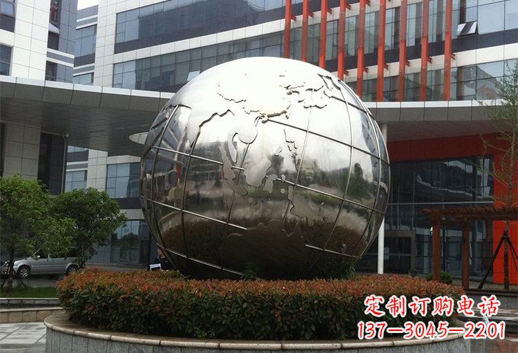 大连不锈钢地球雕塑传递环保意识