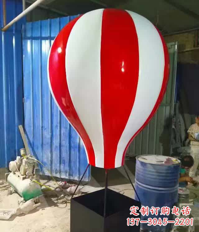大连新题目美丽的不锈钢气球雕塑