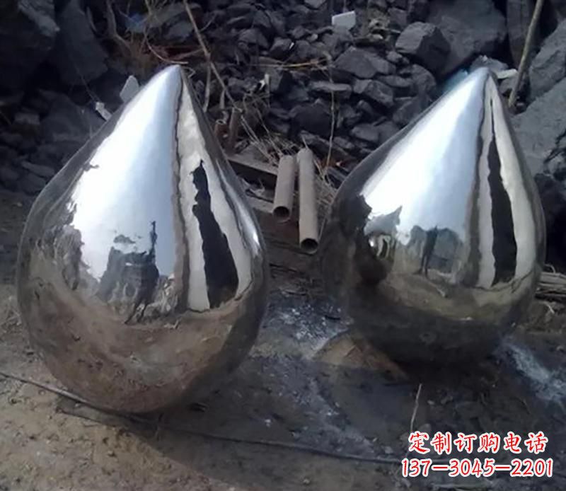 大连不锈钢水滴雕塑美丽绽放